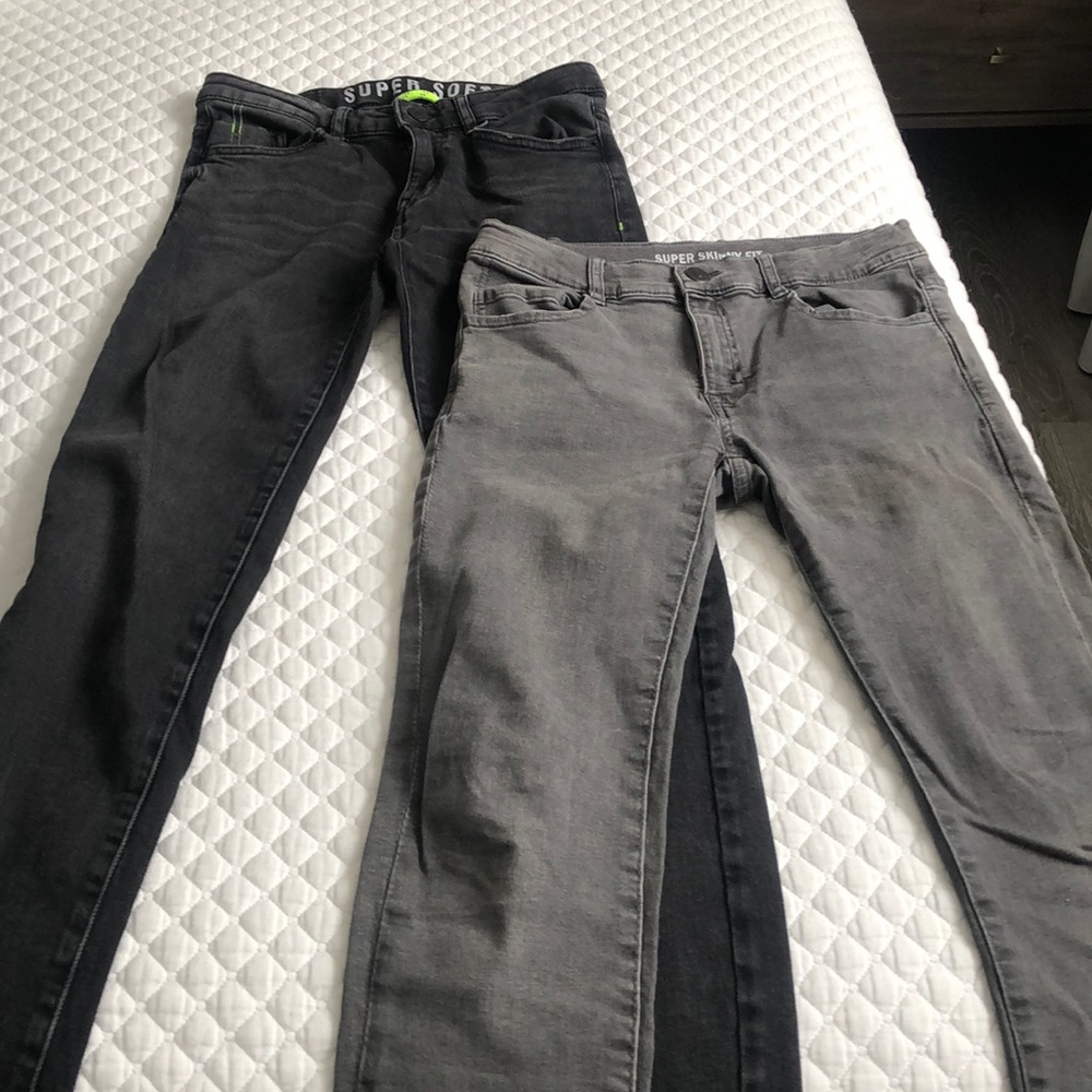 Zara boys jeans ( 2 pair)